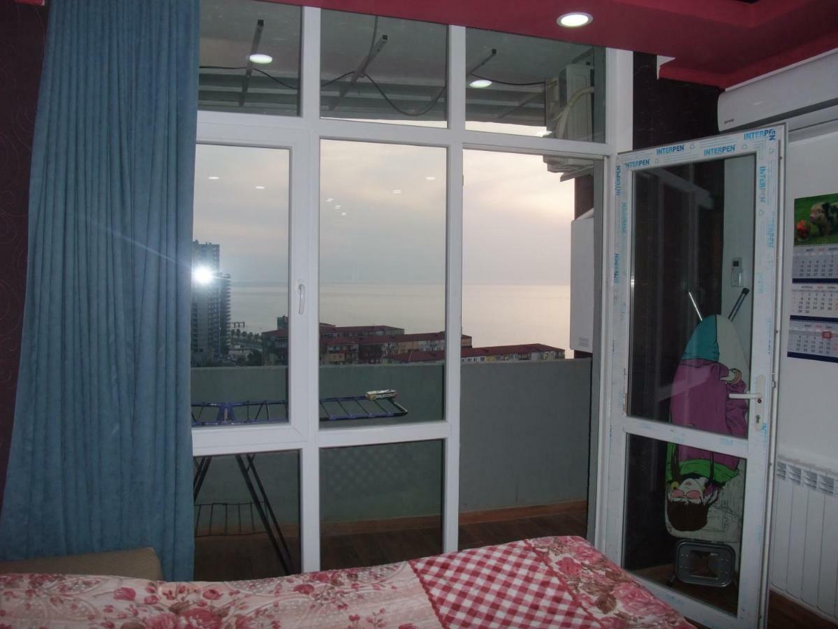 Apartment With Black Sea View Batumi Luaran gambar